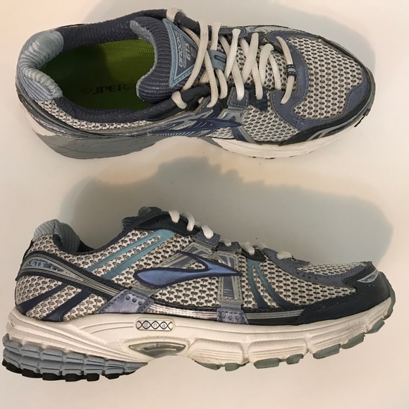 brooks gts womens size 8